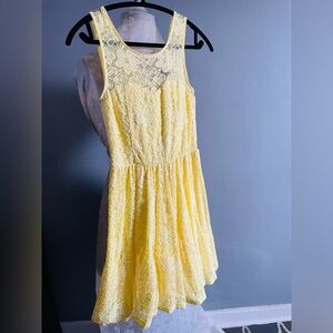 Suzy Shier Sunny Yellow Lace Top
